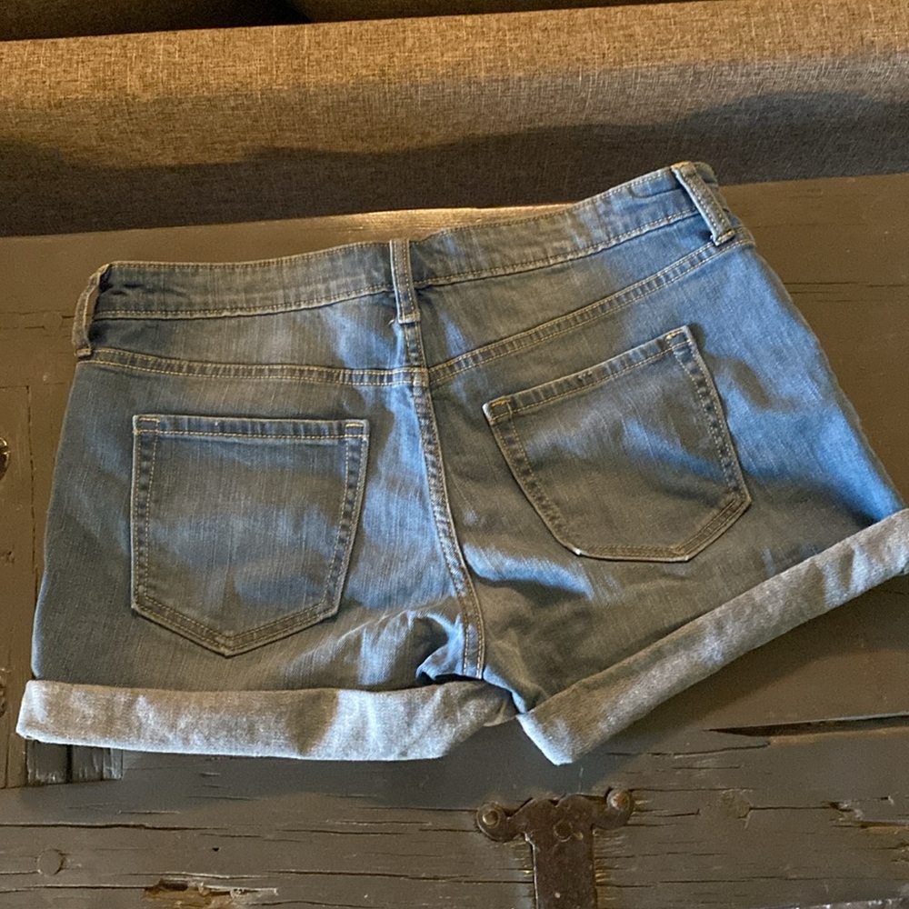 GAP Blue Boyfriend Denim Shorts - Picture 2 of 3
